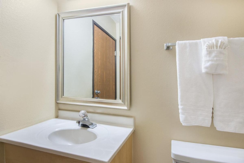 Room image 3